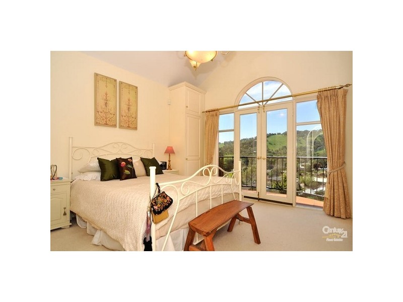 34 Hillsdale Avenue, Coromandel Valley SA 5051