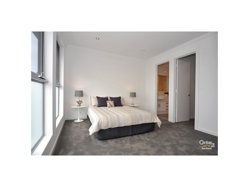 1 Percival Street, Glenelg SA 5045