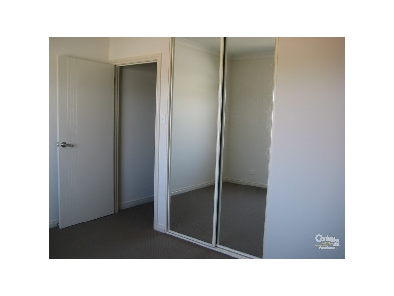 78 Tiparra Avenue, Park Holme SA 5043