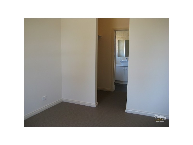 80 (76 – 84) Tiparra Avenue, Park Holme SA 5043