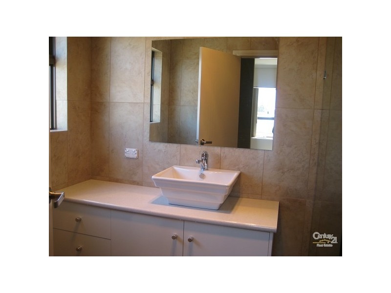 80 (76 – 84) Tiparra Avenue, Park Holme SA 5043