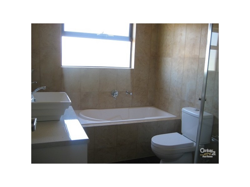 80 (76 – 84) Tiparra Avenue, Park Holme SA 5043