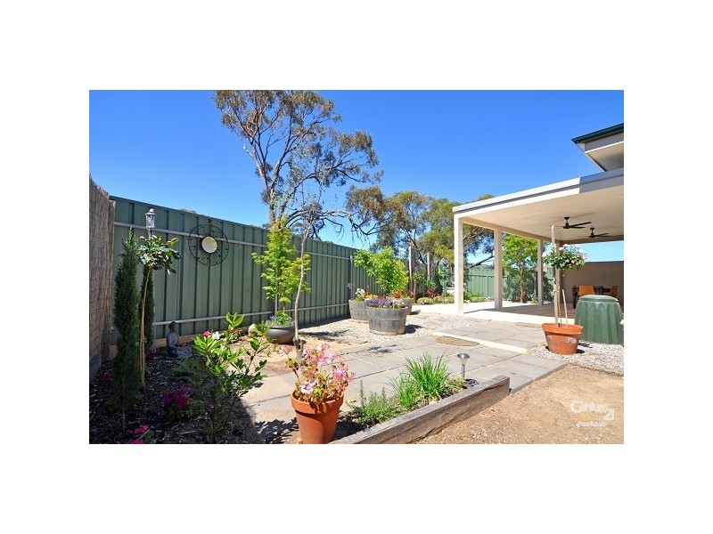 209a Black Road, Flagstaff Hill SA 5159