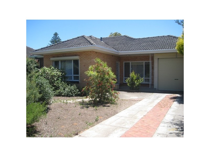 17 Barker Avenue, South Plympton SA 5038