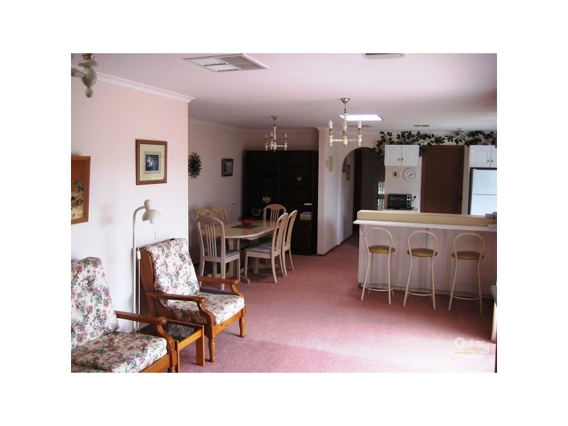 102 Barramundi Drive, Hallett Cove SA 5158