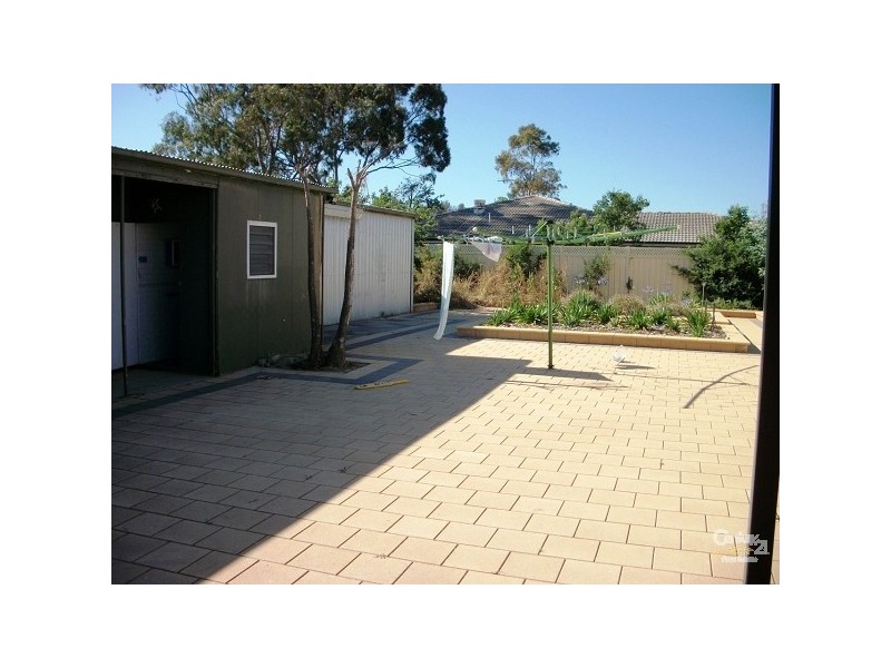 21 Golfers Avenue, Seaton SA 5023