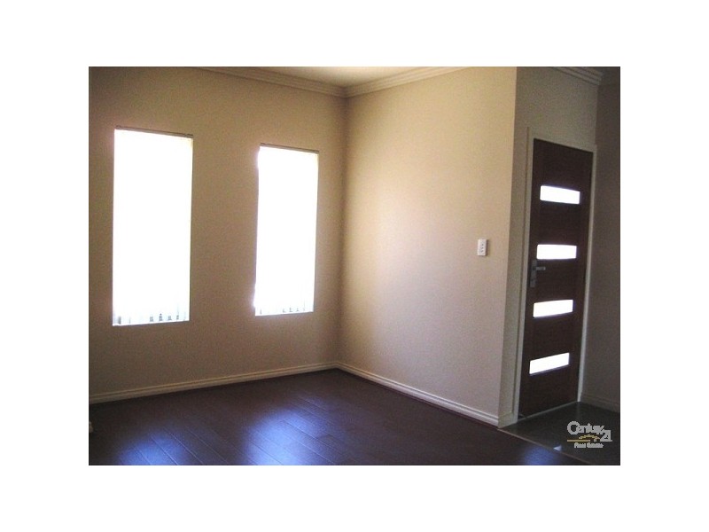 310a & 310b Oaklands Road, Park Holme SA 5043