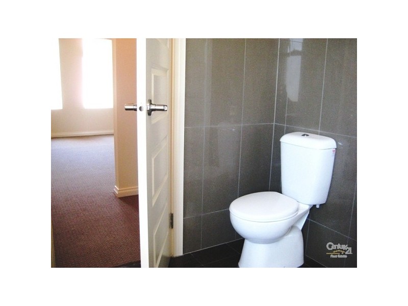 310a & 310b Oaklands Road, Park Holme SA 5043