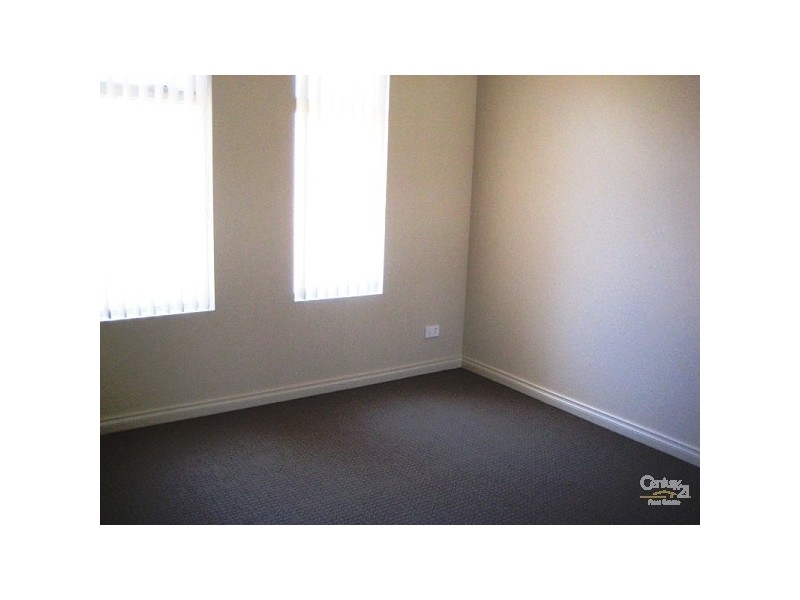 310a & 310b Oaklands Road, Park Holme SA 5043