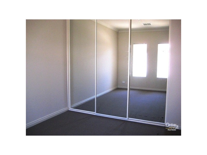 310a & 310b Oaklands Road, Park Holme SA 5043