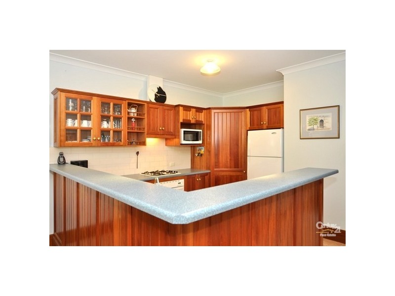 17 Yulinda Terrace, Lower Mitcham SA 5062