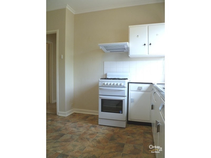 2/8 Overbury Drive, Clarence Park SA 5034