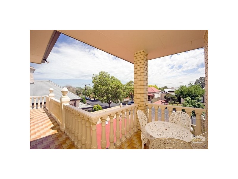 17 Farrant Street, Prospect SA 5082
