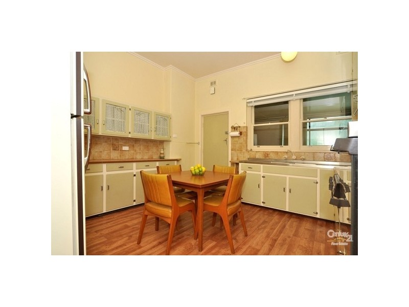 4 Bristol Street, Glenelg South SA 5045