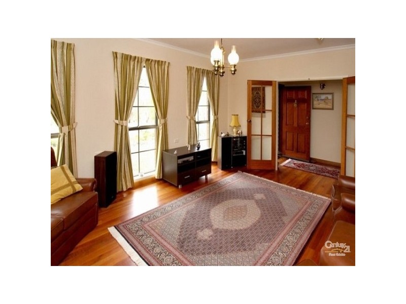 8 Lovely Valley Road, Flagstaff Hill SA 5159