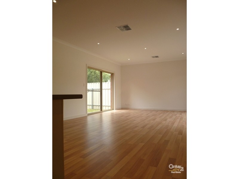 8 Crystal Avenue, St Marys SA 5042