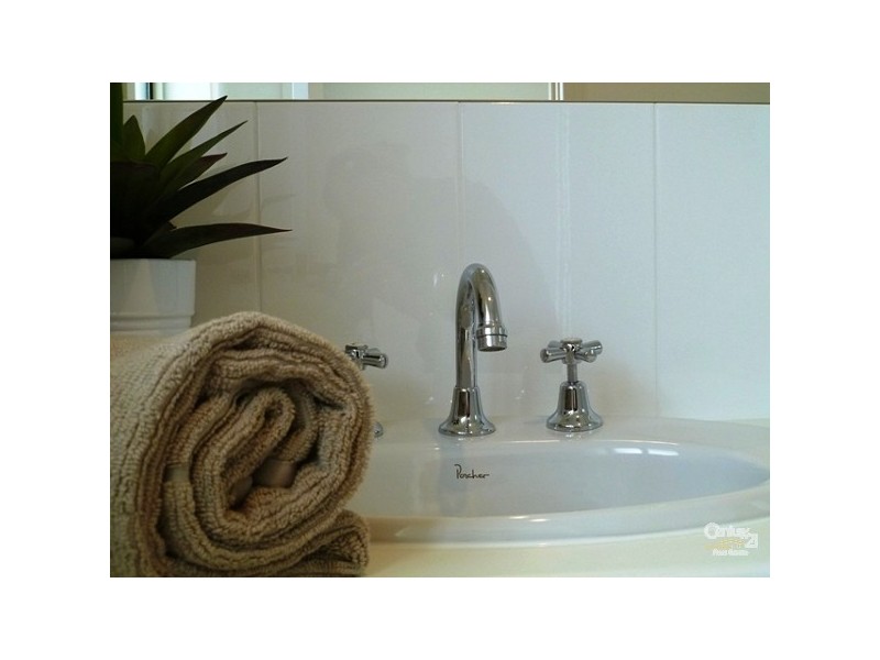 8 Crystal Avenue, St Marys SA 5042