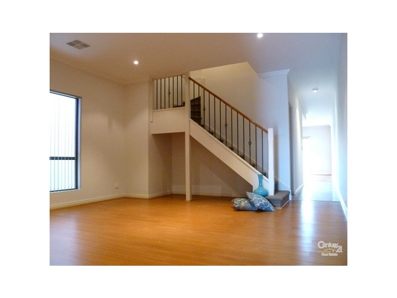 82 Tiparra Avenue, Park Holme SA 5043