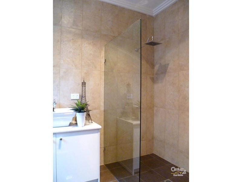 82 Tiparra Avenue, Park Holme SA 5043