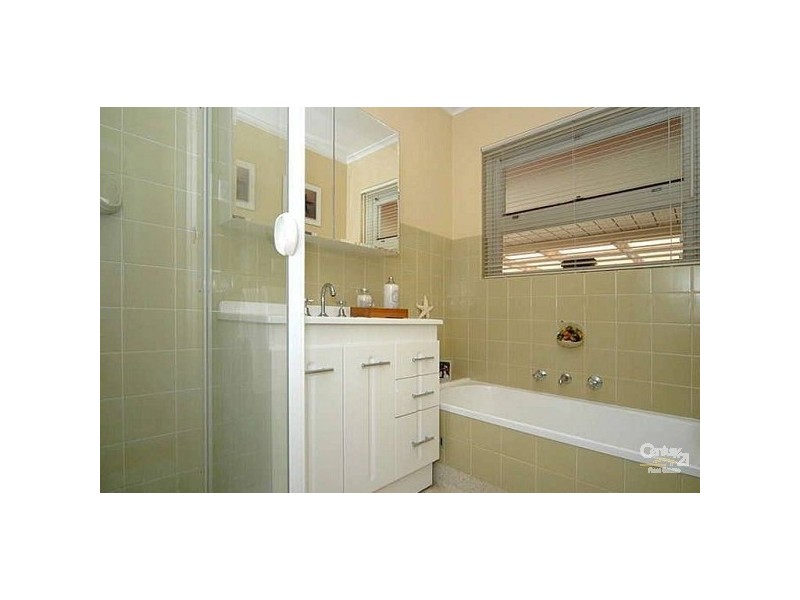 1 Catherine Avenue, Flinders Park SA 5025