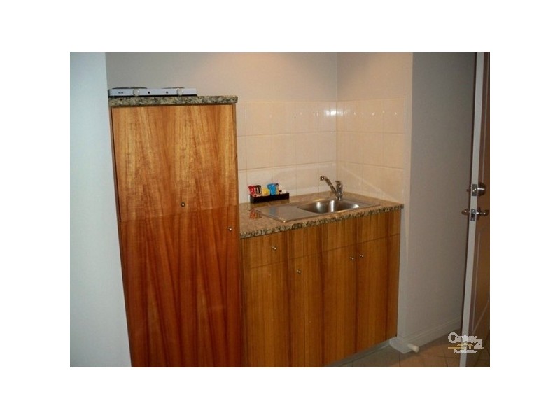 705a  b/82 King William Street, Adelaide SA 5000