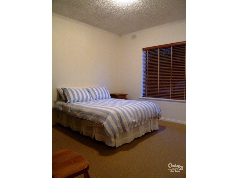 4/64 Forest Avenue, Black Forest SA 5035