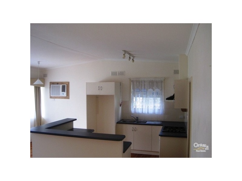 8 Teak Street, Campbelltown SA 5074