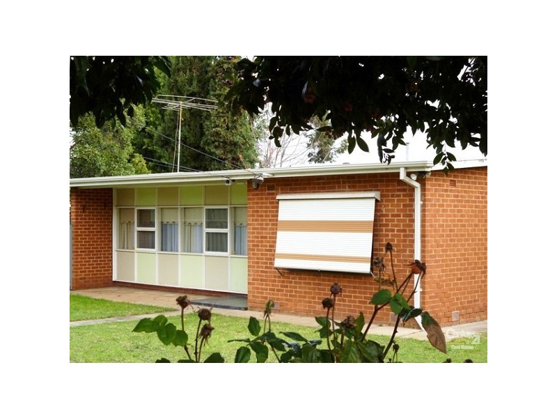 8 Teak Street, Campbelltown SA 5074