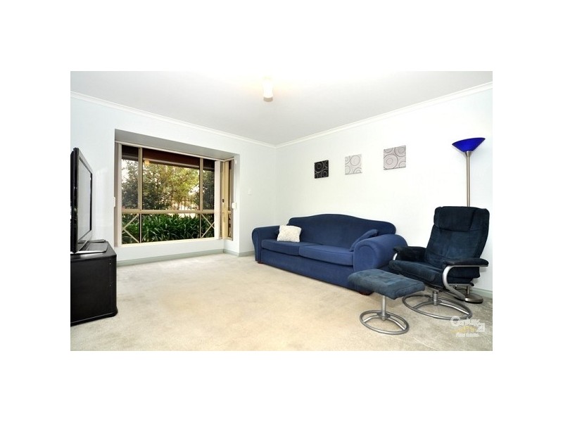 4 St Michaels Circuit, Oakden SA 5086