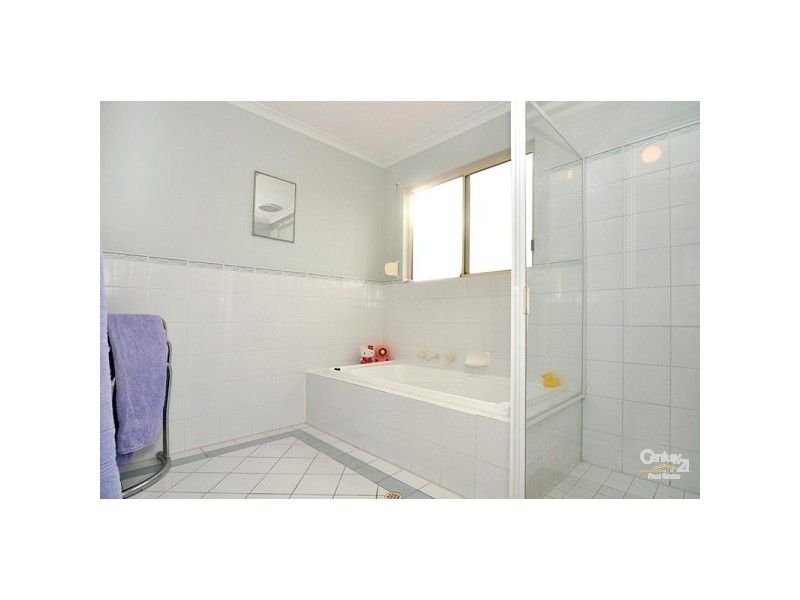 4 St Michaels Circuit, Oakden SA 5086