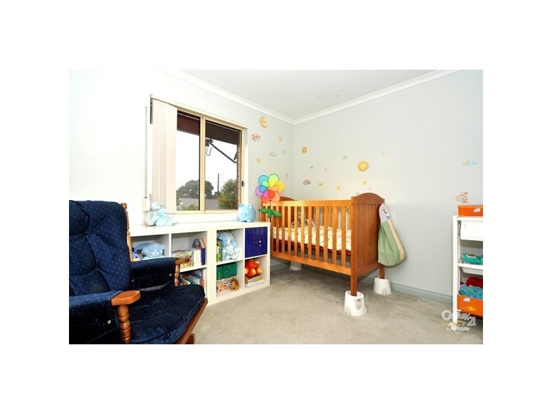 4 St Michaels Circuit, Oakden SA 5086