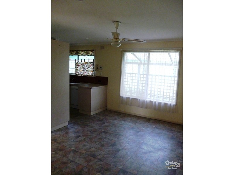 1 Parklands Crescent, Reynella SA 5161