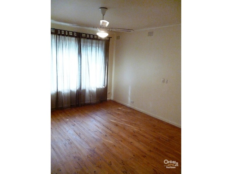 1 Parklands Crescent, Reynella SA 5161