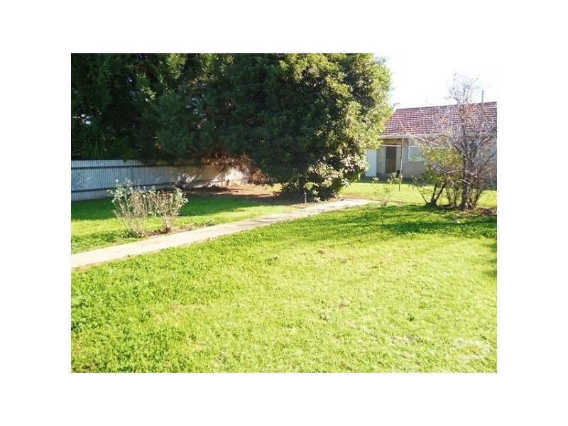 42 Gladys street, Clarence Gardens SA 5039