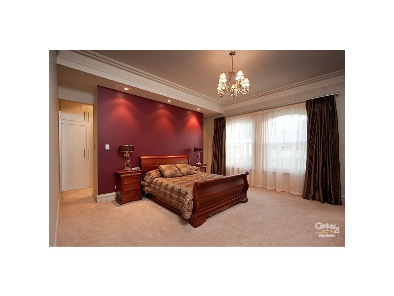 1 Highfield Avenue, St Georges SA 5064