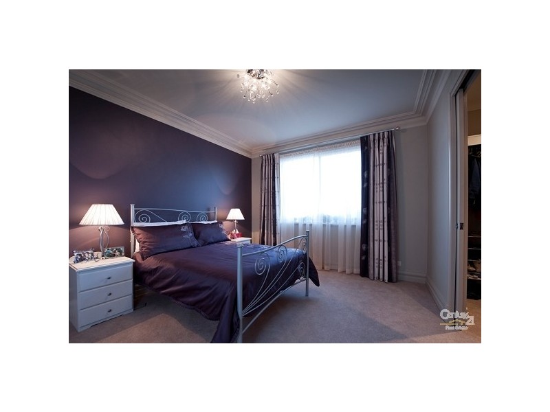 1 Highfield Avenue, St Georges SA 5064