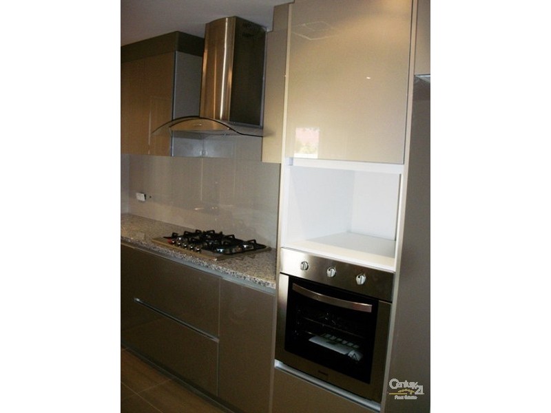 310 Oaklands Road, Park Holme SA 5043