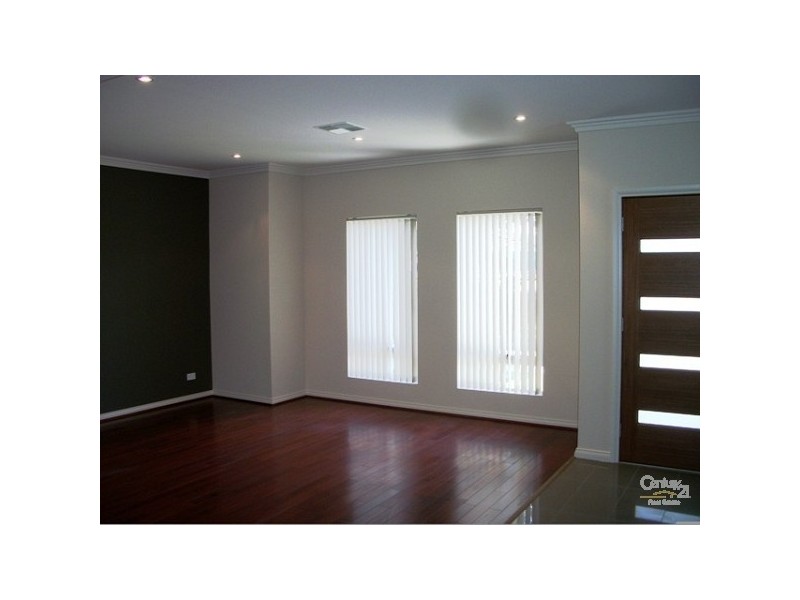 310 Oaklands Road, Park Holme SA 5043