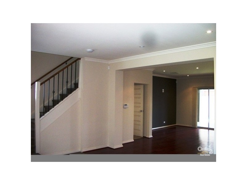 310 Oaklands Road, Park Holme SA 5043