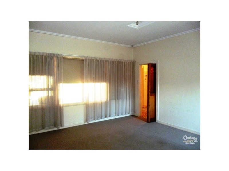18 Myrtle Avenue, Myrtle Bank SA 5064