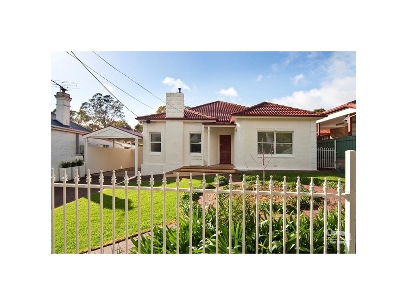 9 Brook Street, Torrens Park SA 5062