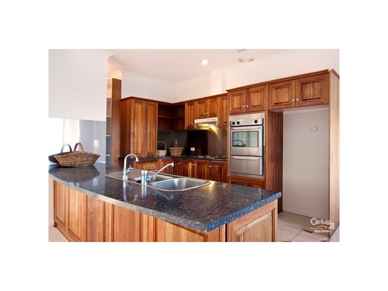 9 Brook Street, Torrens Park SA 5062