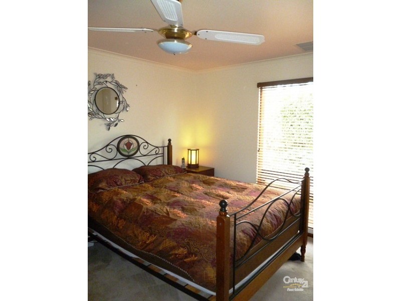 6 Elmgrove Street, Aberfoyle Park SA 5159