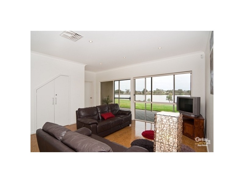 39 Queen Louisa Drive, Murray Bridge SA 5253