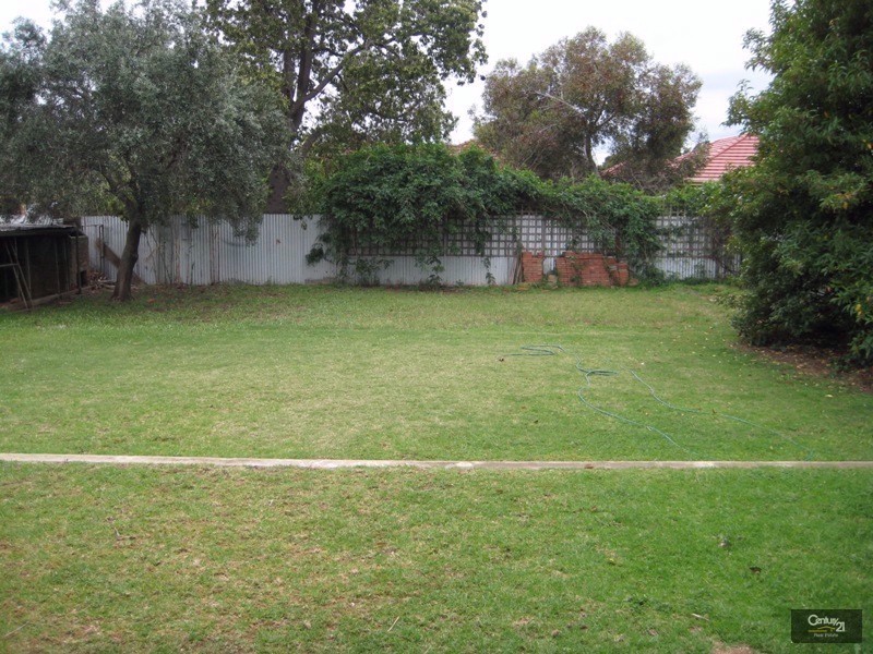 17 Levistone Street, Seaton SA 5023