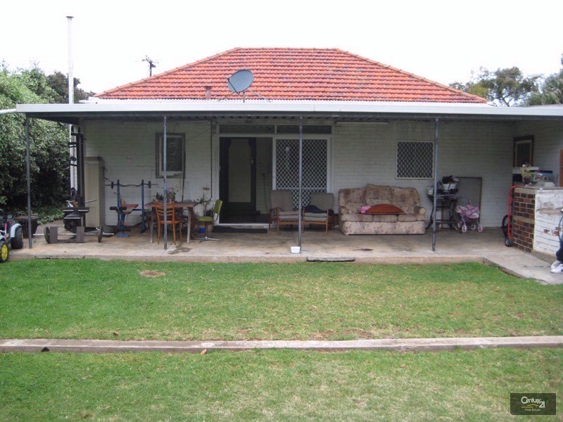 17 Levistone Street, Seaton SA 5023