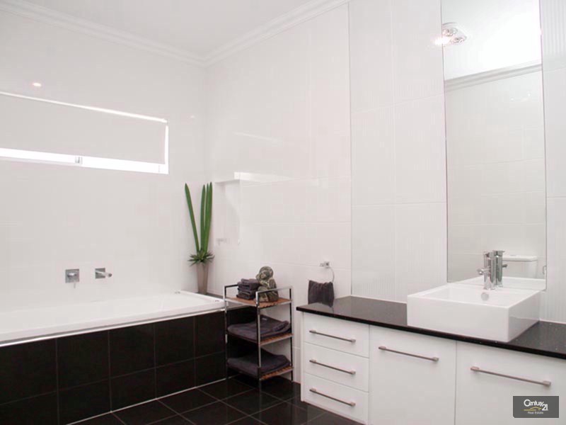 21a Whiteleaf Crescent, Glengowrie SA 5044