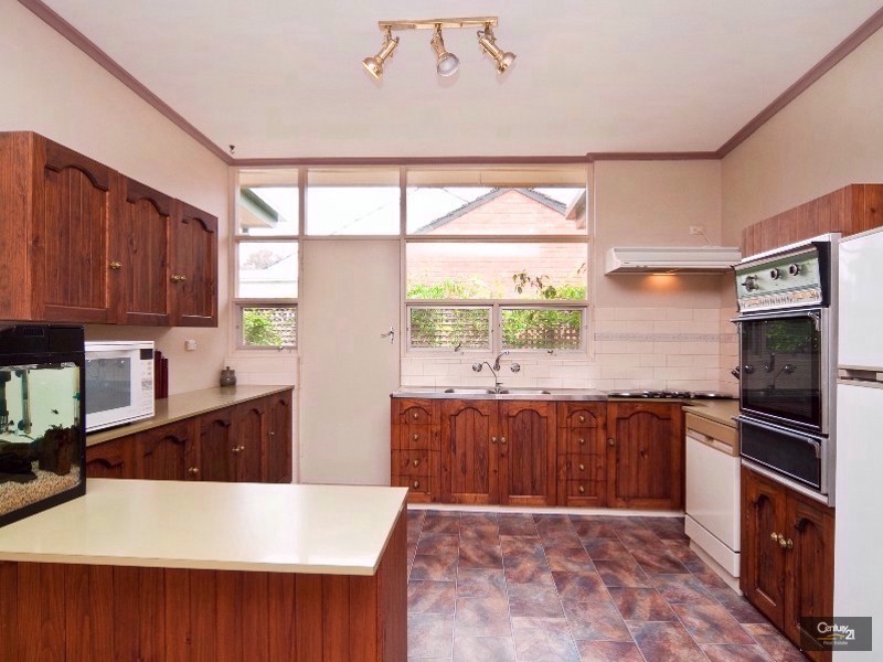 16 Matthew Street, Bedford Park SA 5042