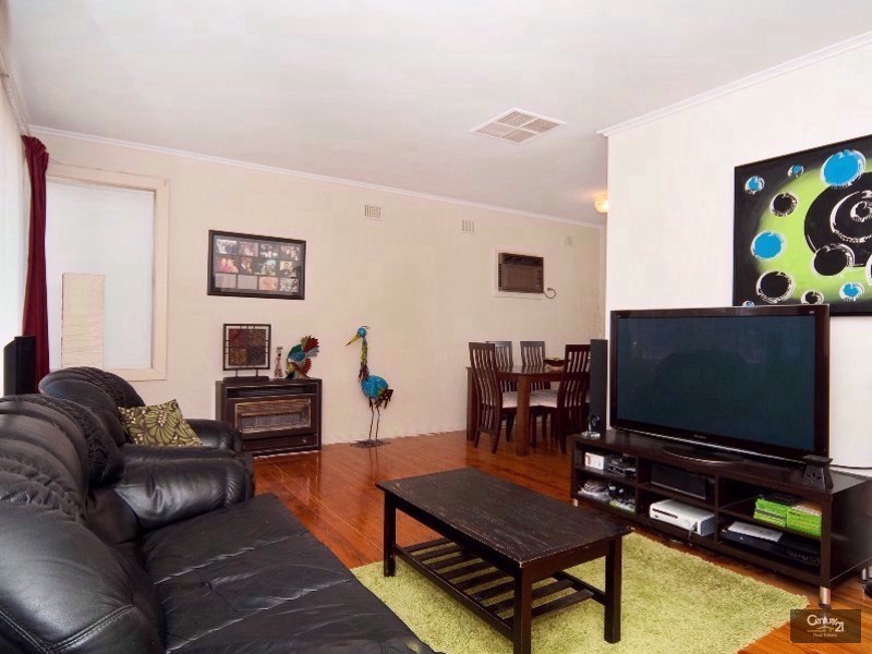 4 Sampson Road, Mitchell Park SA 5043