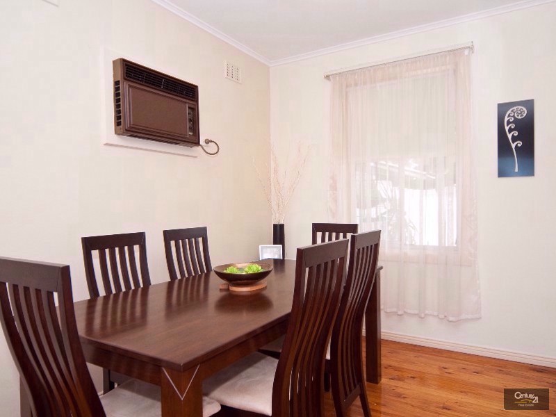 4 Sampson Road, Mitchell Park SA 5043